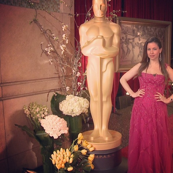 Raya Abirached Wears Tony Ward to the Oscars